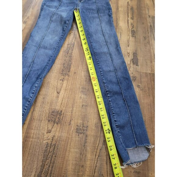FREE PEOPLE  Jeans with distressed eg cuffs and front seam Size W27R - Picture 2 of 13